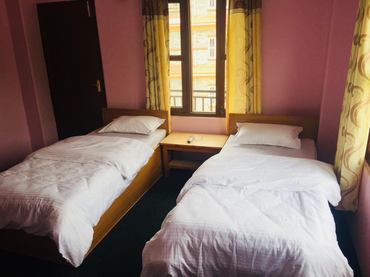 Obey Guest House โพคารา ภายนอก รูปภาพ