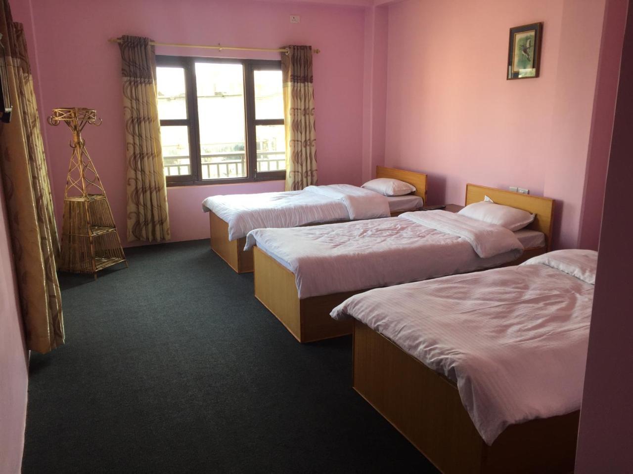 Obey Guest House โพคารา ภายนอก รูปภาพ