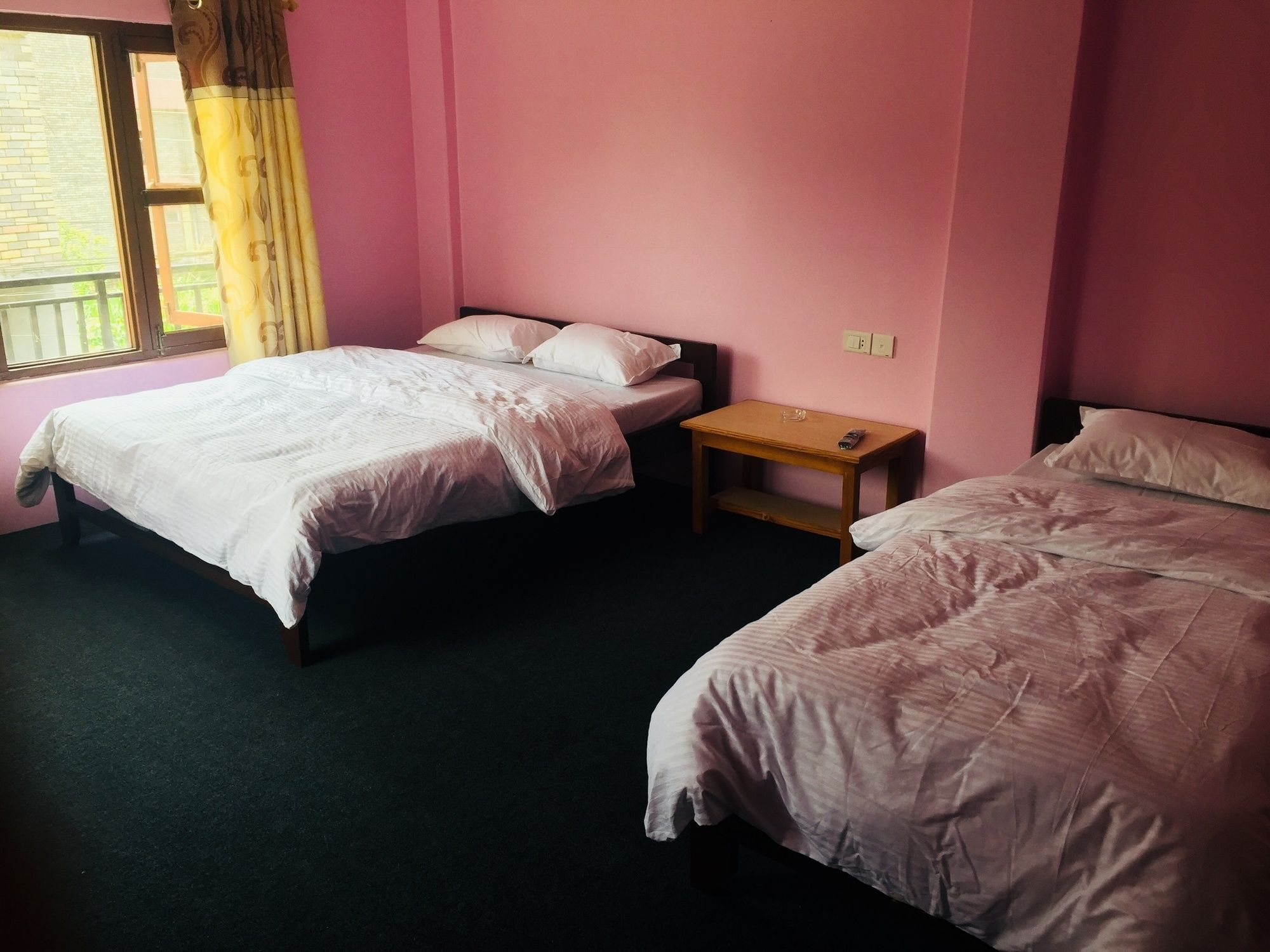 Obey Guest House โพคารา ภายนอก รูปภาพ